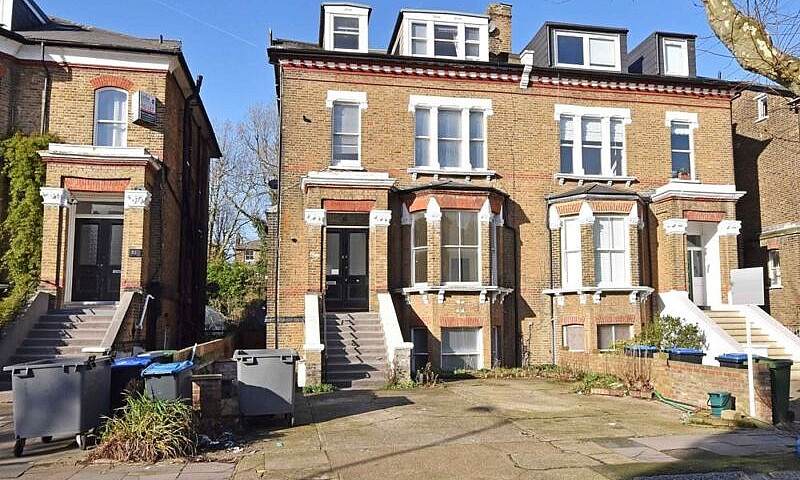 Luxury One Bed Flat ...