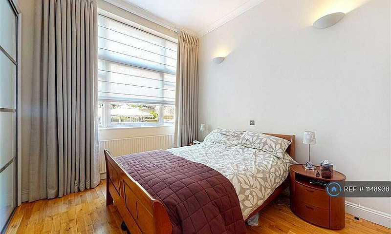 2 Bedroom House In W...