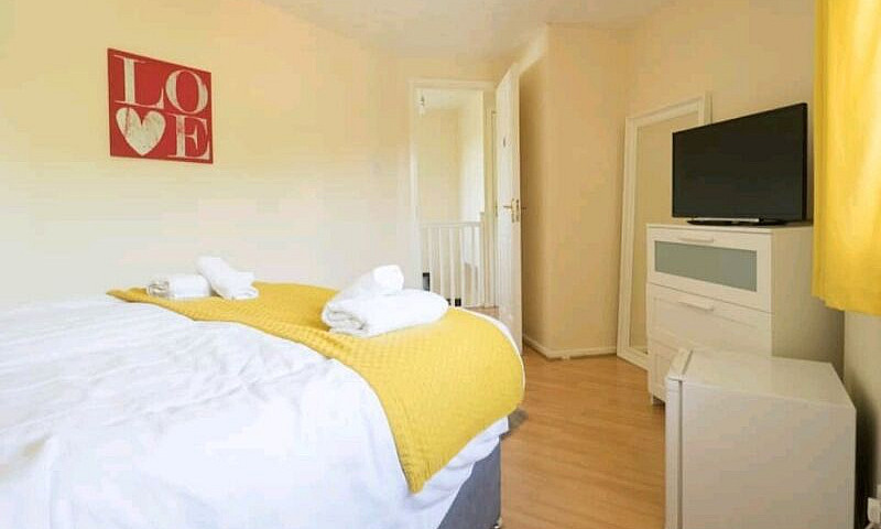 3 Bedroom Full Furni...