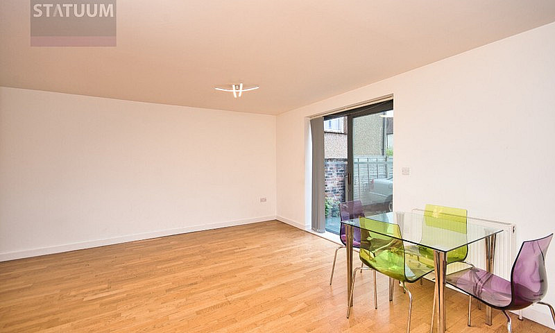 Stunning 2 Bed, 1 Ba...