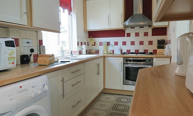 3 Bedroom Semi-Detac...