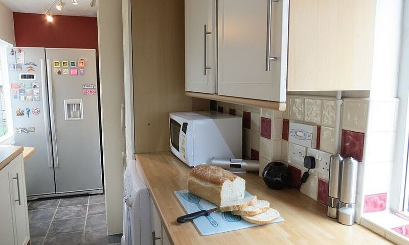 3 Bedroom Semi-Detac...