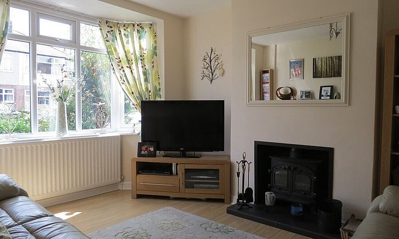 3 Bedroom Semi-Detac...