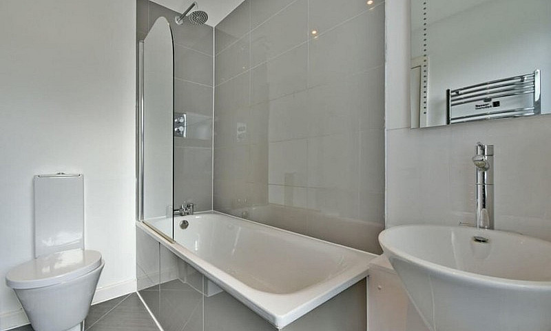 Lovely 1 Bed Flat Mi...