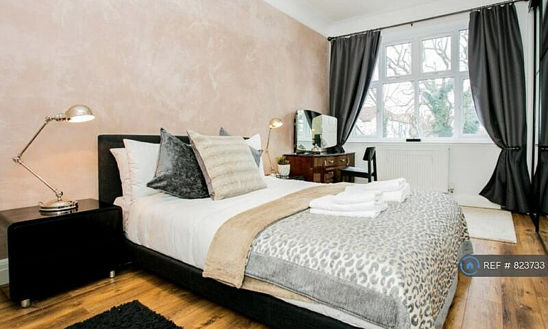 2 Bedroom Flat In Pr...