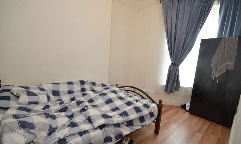 Cheap One-Bedroom Ap...