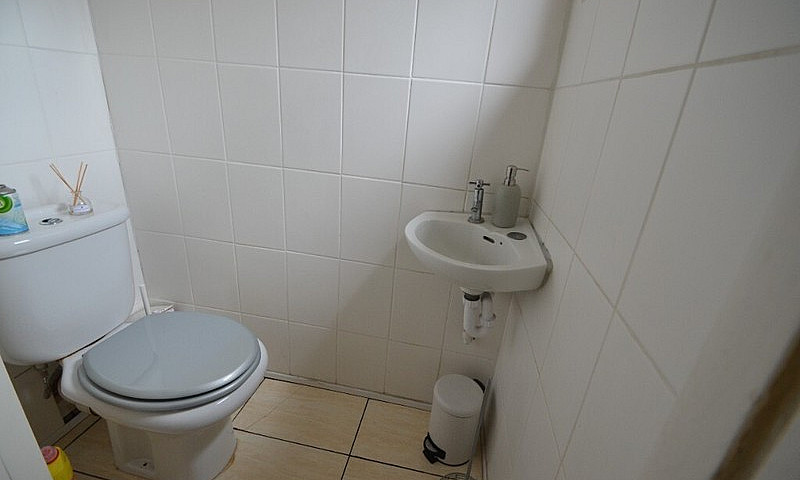 1 Bedroom Flat Clapt...