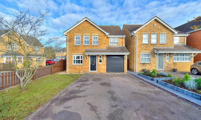 4 Bedroom House In L...