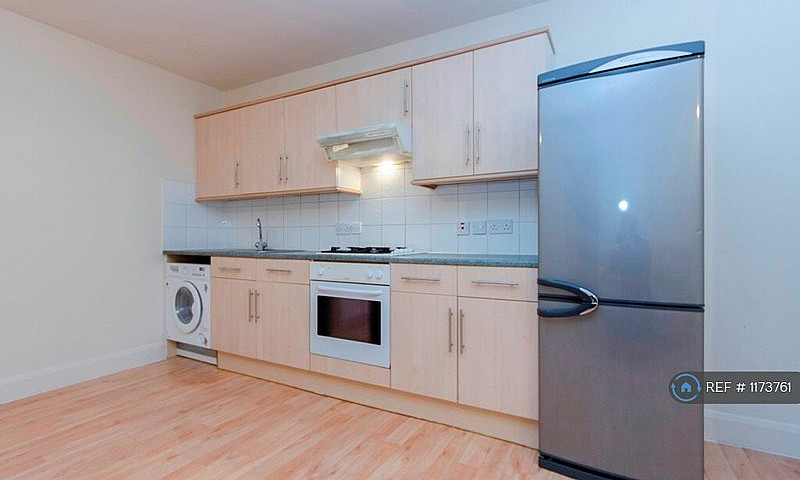 1 Bedroom Flat In Up...