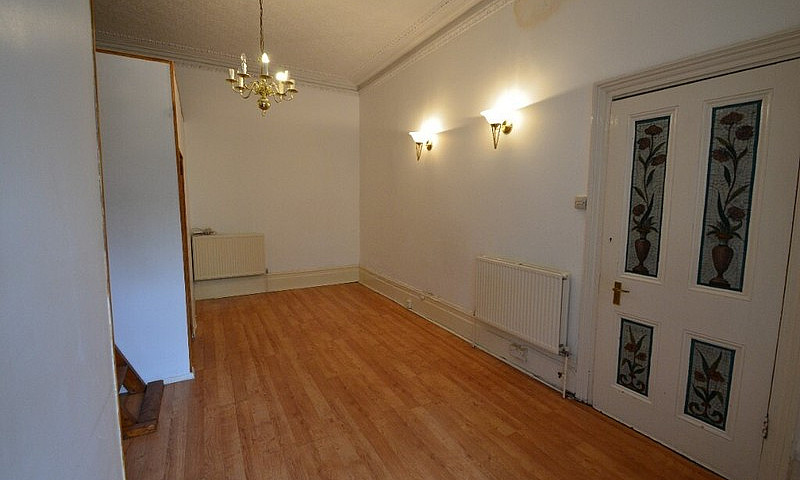 1 Bedroom Flat Clapt...