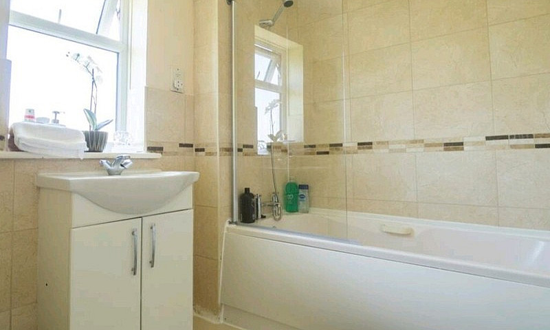3 Bedroom Full Furni...