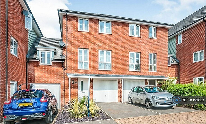 4 Bedroom House In W...