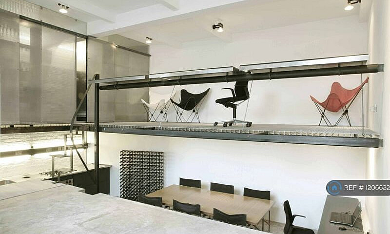 1 Bedroom Flat In We...