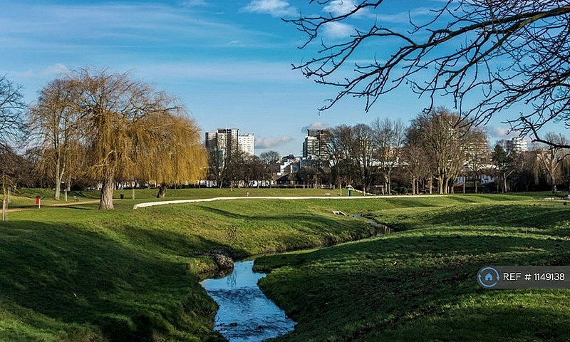 1 Bedroom Flat In Wh...