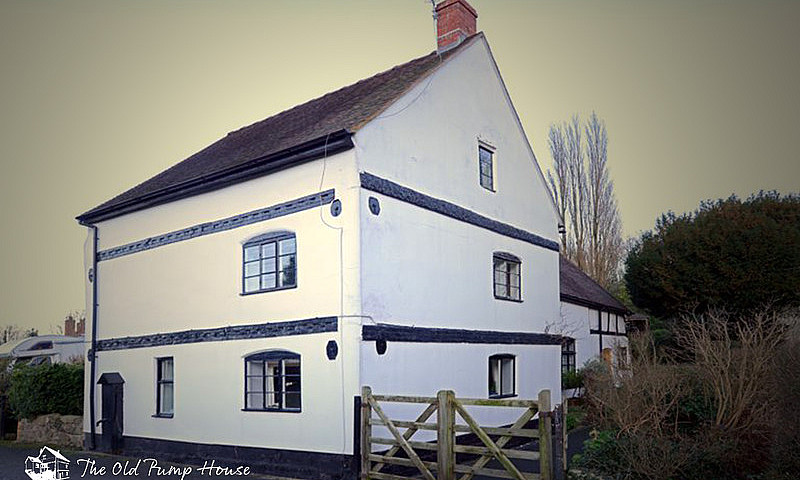 4 Bedroom House In A...