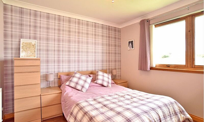 Self Contained 2 Bed...