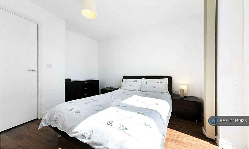 1 Bedroom Flat In Wh...