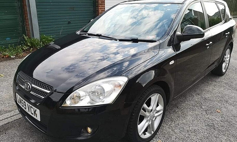 Kia Ceed ...