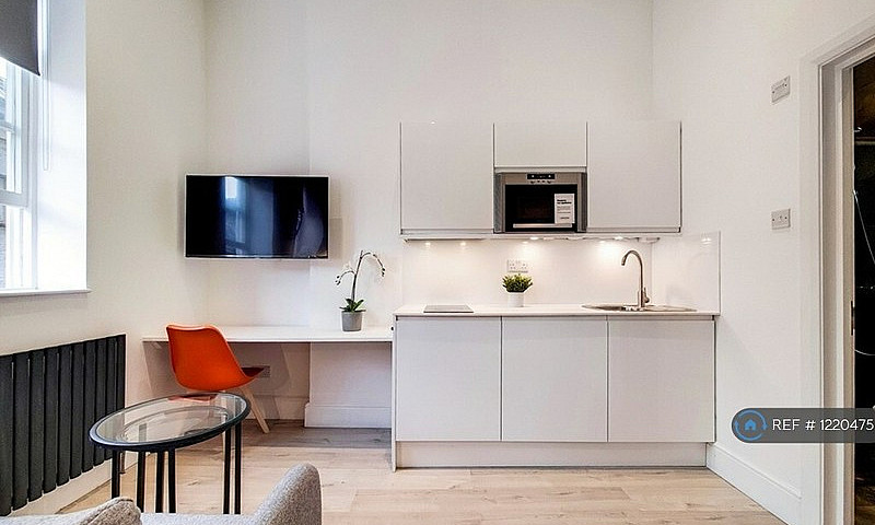 Studio Flat In Glouc...