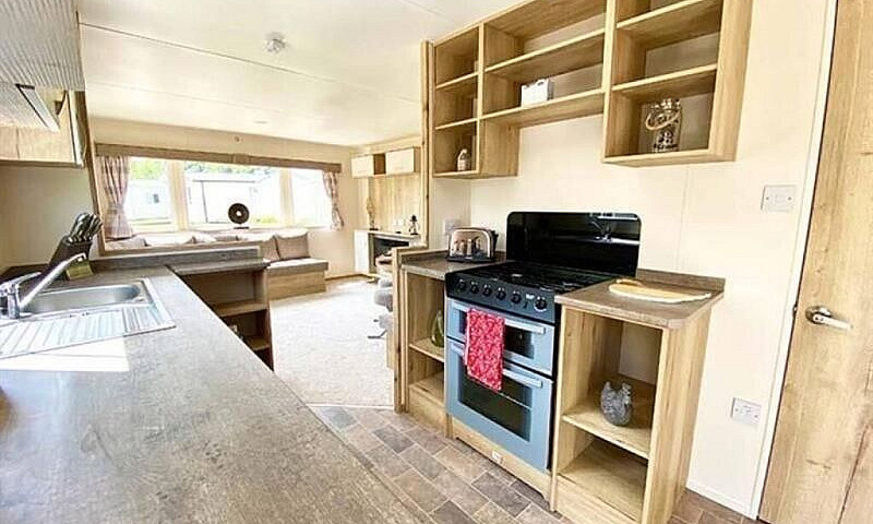 3 Bed Holiday Home I...