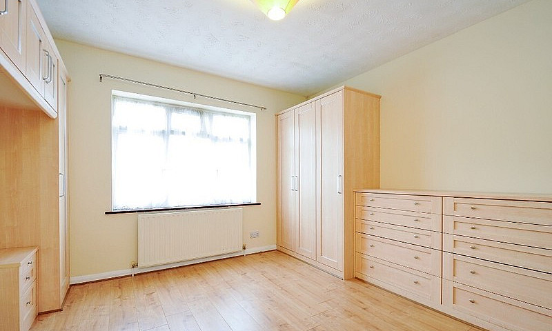 2 Bed End Of Terrace...