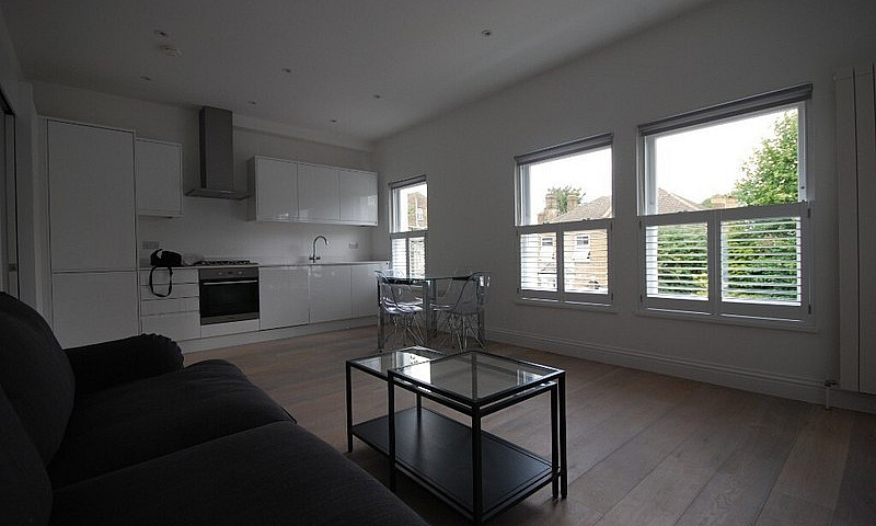 Stunning Studio Flat...