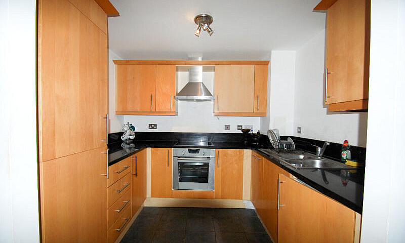 2 Bedroom, 2 Bathroo...