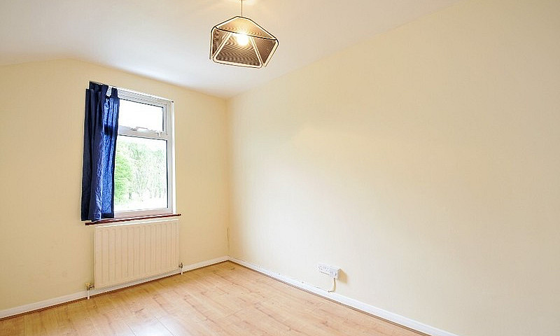 2 Bed End Of Terrace...