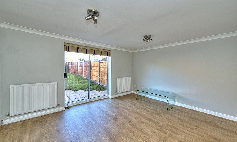 4 Bedroom House In L...