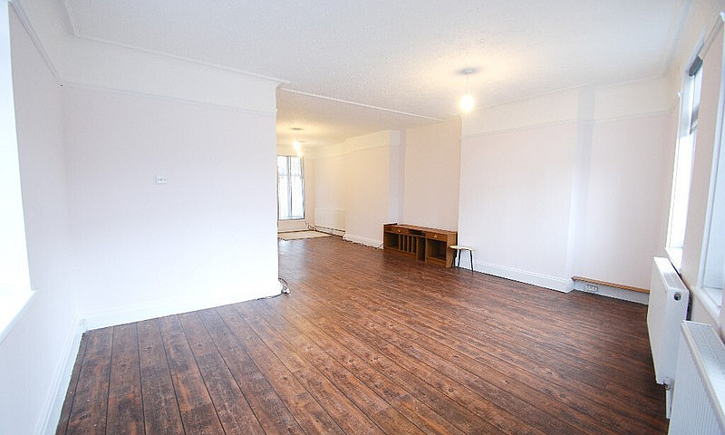 Three Bedroom Un-Fur...