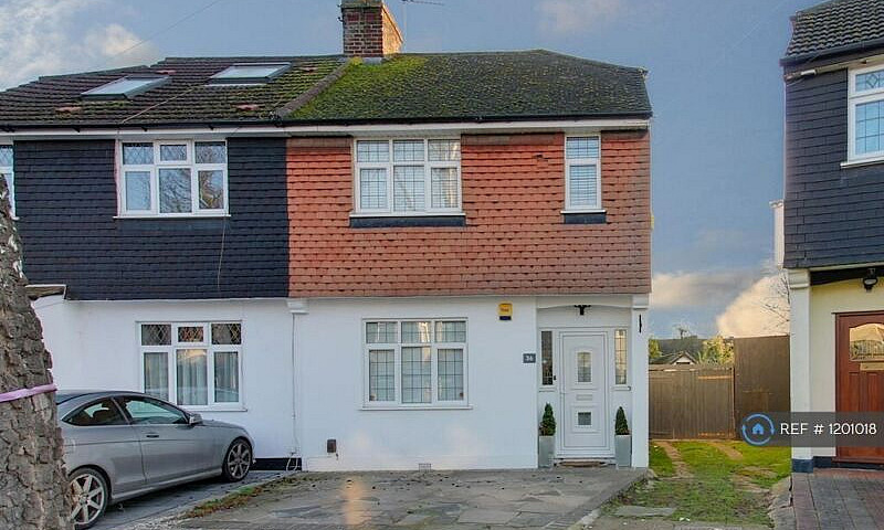 3 Bedroom House In S...