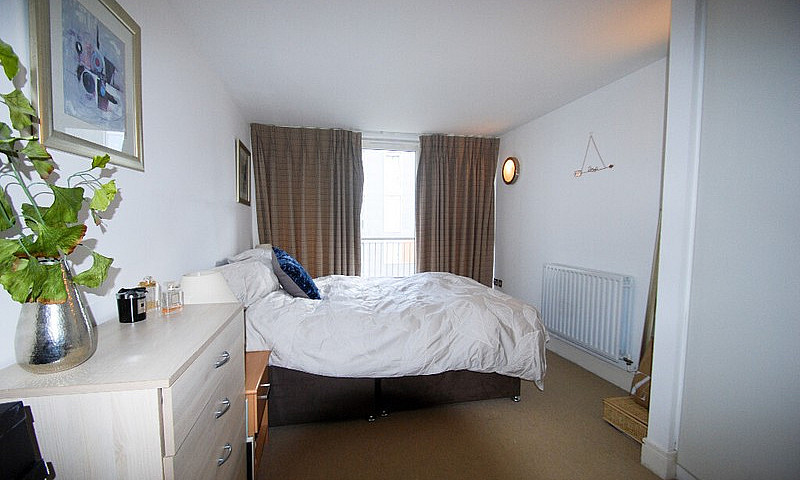 2 Bedroom, 2 Bathroo...
