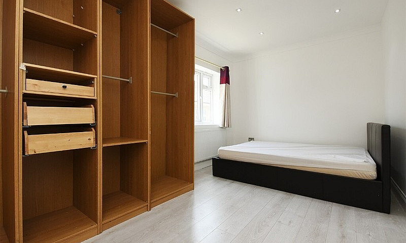 Yes 4 Plus Bedroom B...