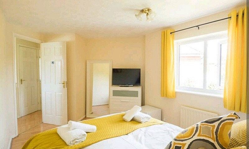 3 Bedroom Full Furni...