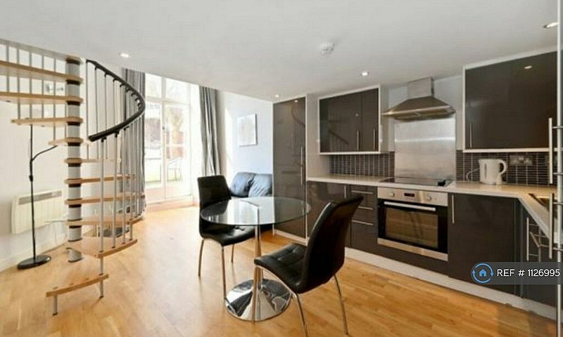 1 Bedroom Flat In Le...