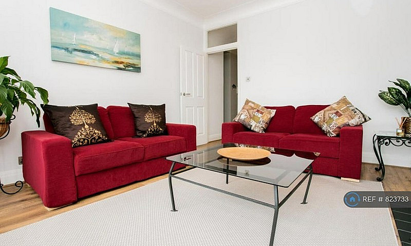 2 Bedroom Flat In Pr...