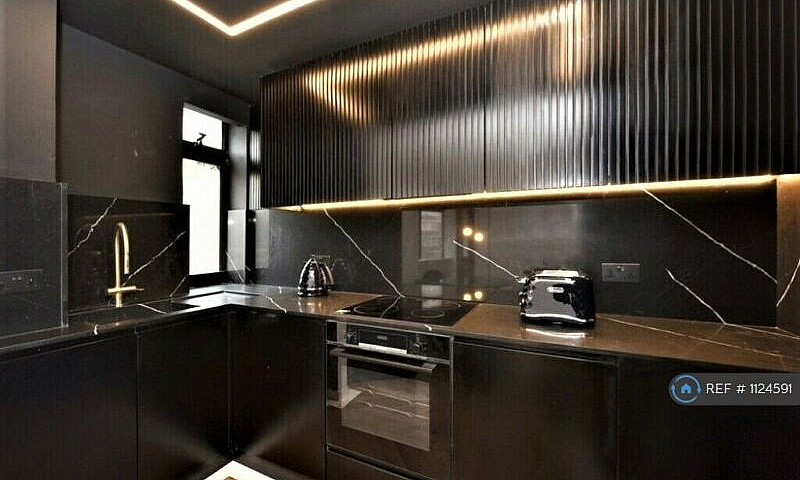 1 Bedroom Flat In Du...