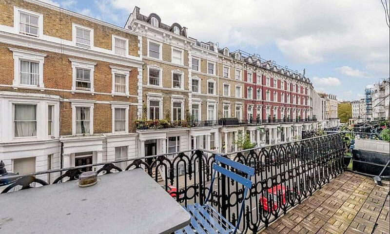 2 Bedroom Flat In 26...