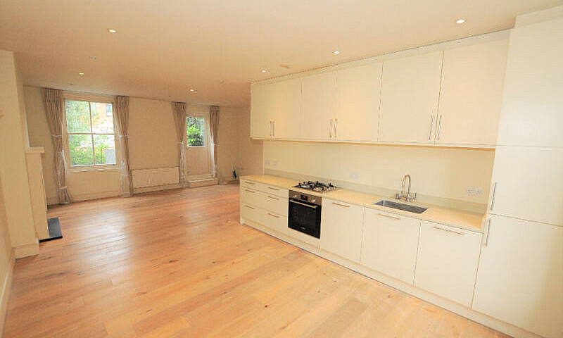 Stunning 3 Bed Duple...