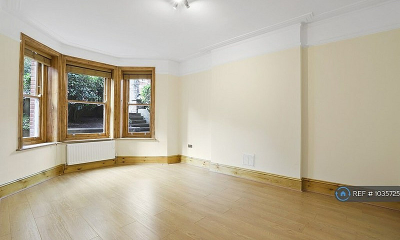 3 Bedroom Flat In Bi...
