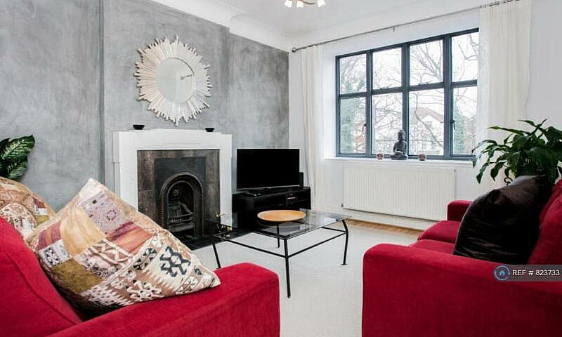 2 Bedroom Flat In Pr...
