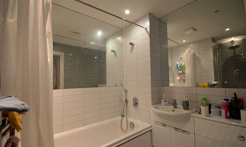  Generous Double Bed...