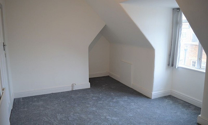 Double Room Availabl...