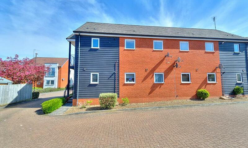 1 Bedroom Flat In Br...