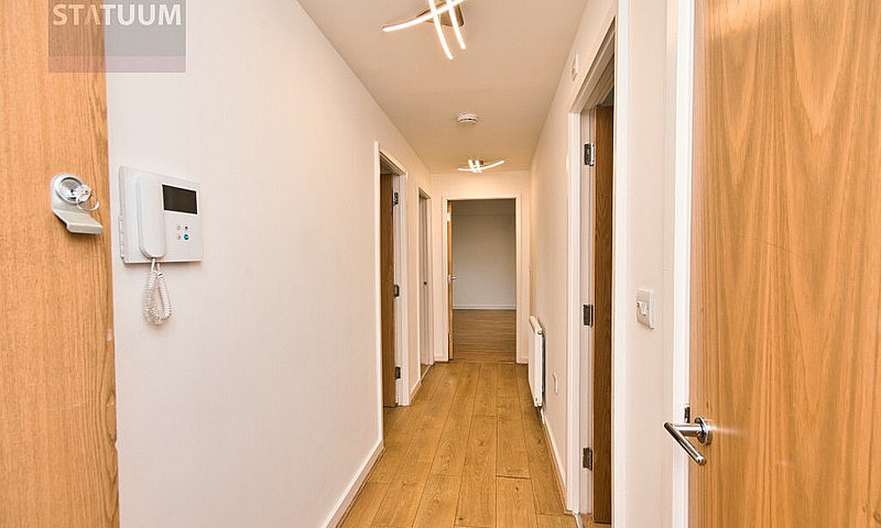Stunning 2 Bed, 1 Ba...