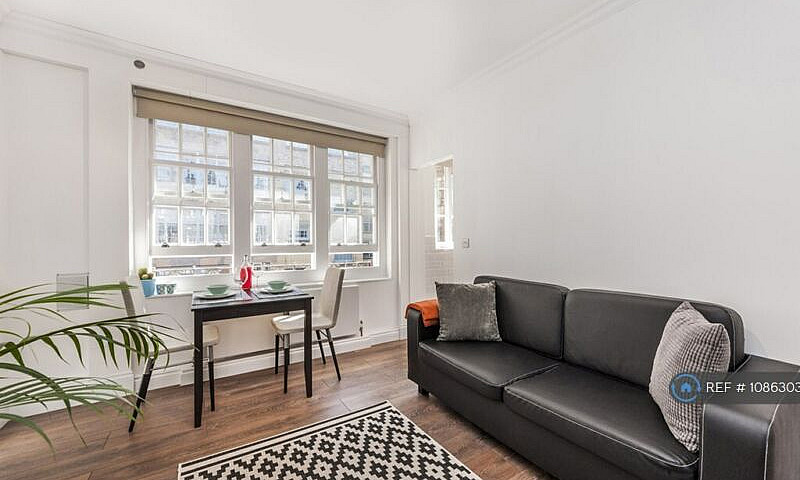 1 Bedroom Flat In Ma...