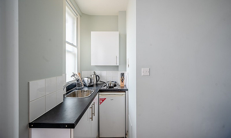 1 Bedroom Flat In Hi...