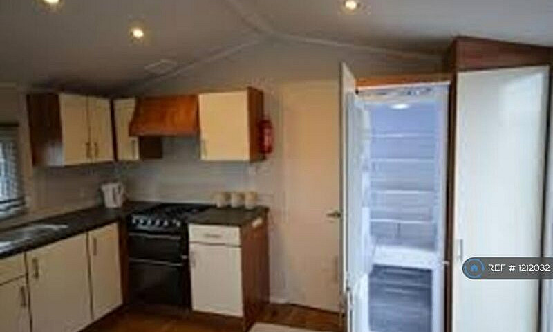 3 Bedroom House In B...