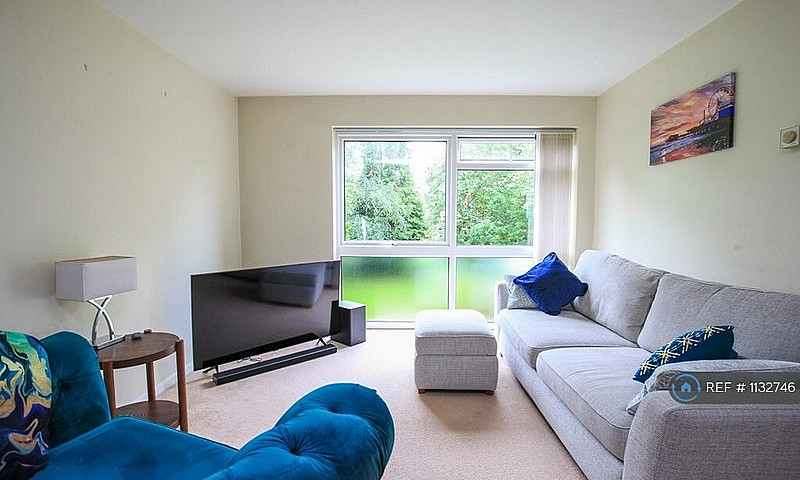 1 Bedroom Flat In Co...