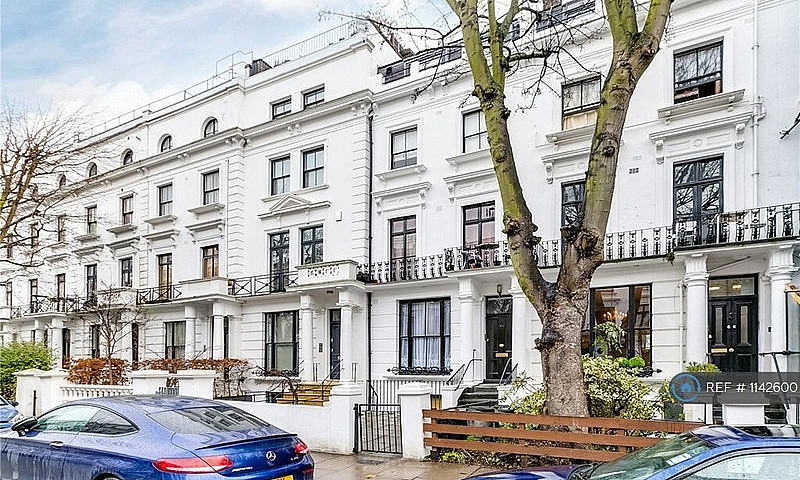 1 Bedroom Flat In He...